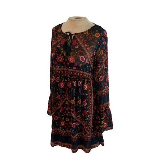 Xhilaration Dresses & Skirts - Xhilaration Boho Bohemian Floral Mini Dress Black